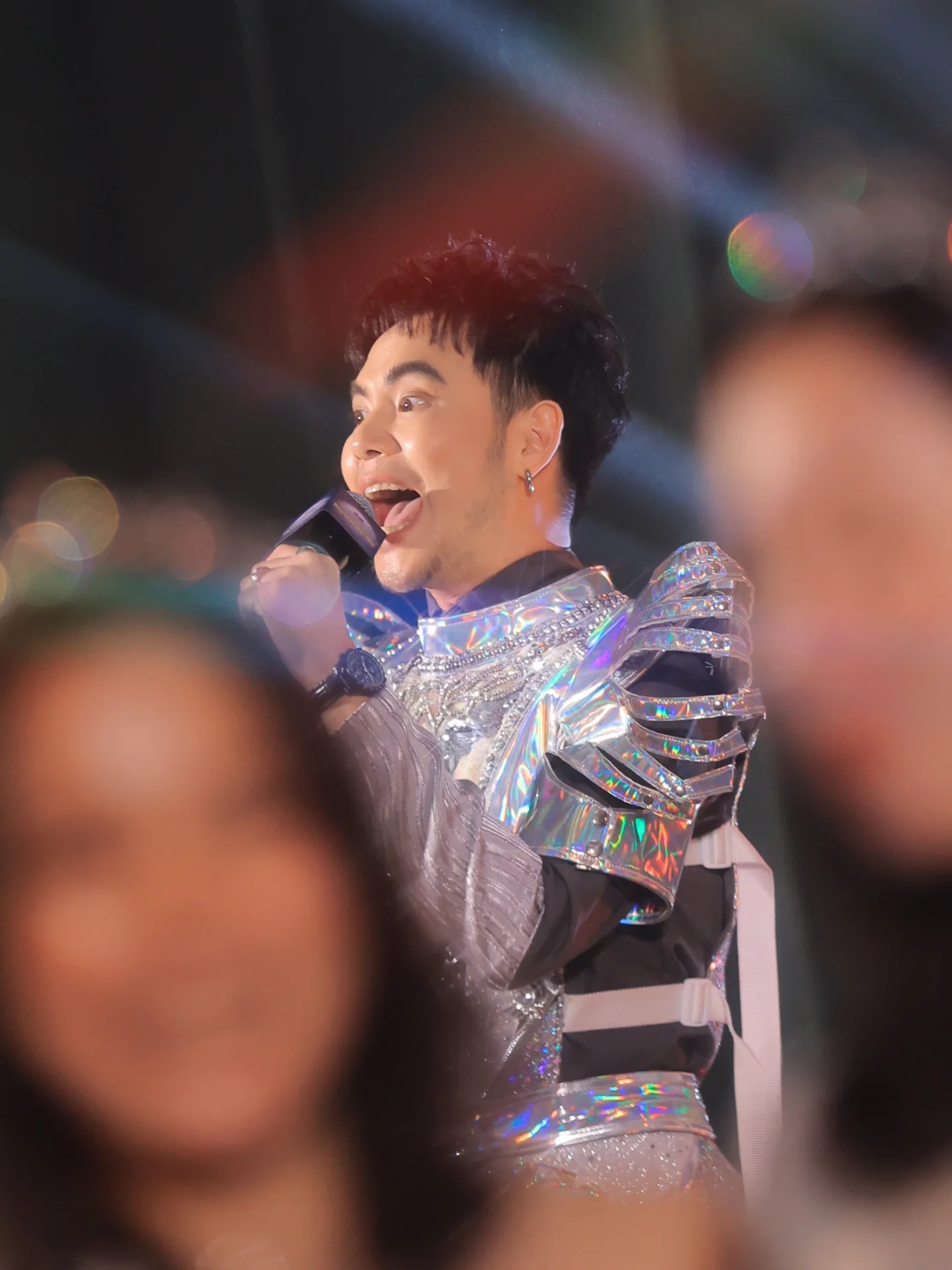 อ๋อง - เขมรัชต์ สุนทรนนท์