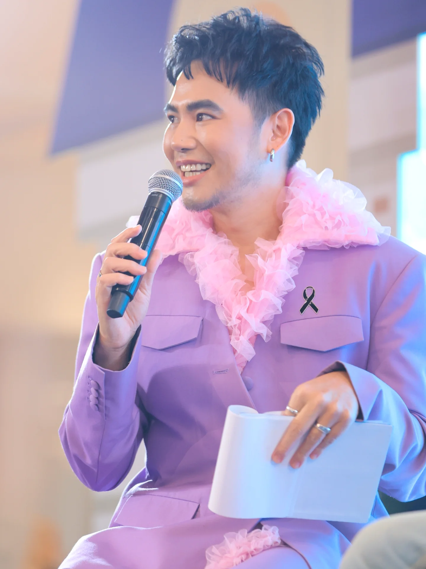 อ๋อง - เขมรัชต์ สุนทรนนท์