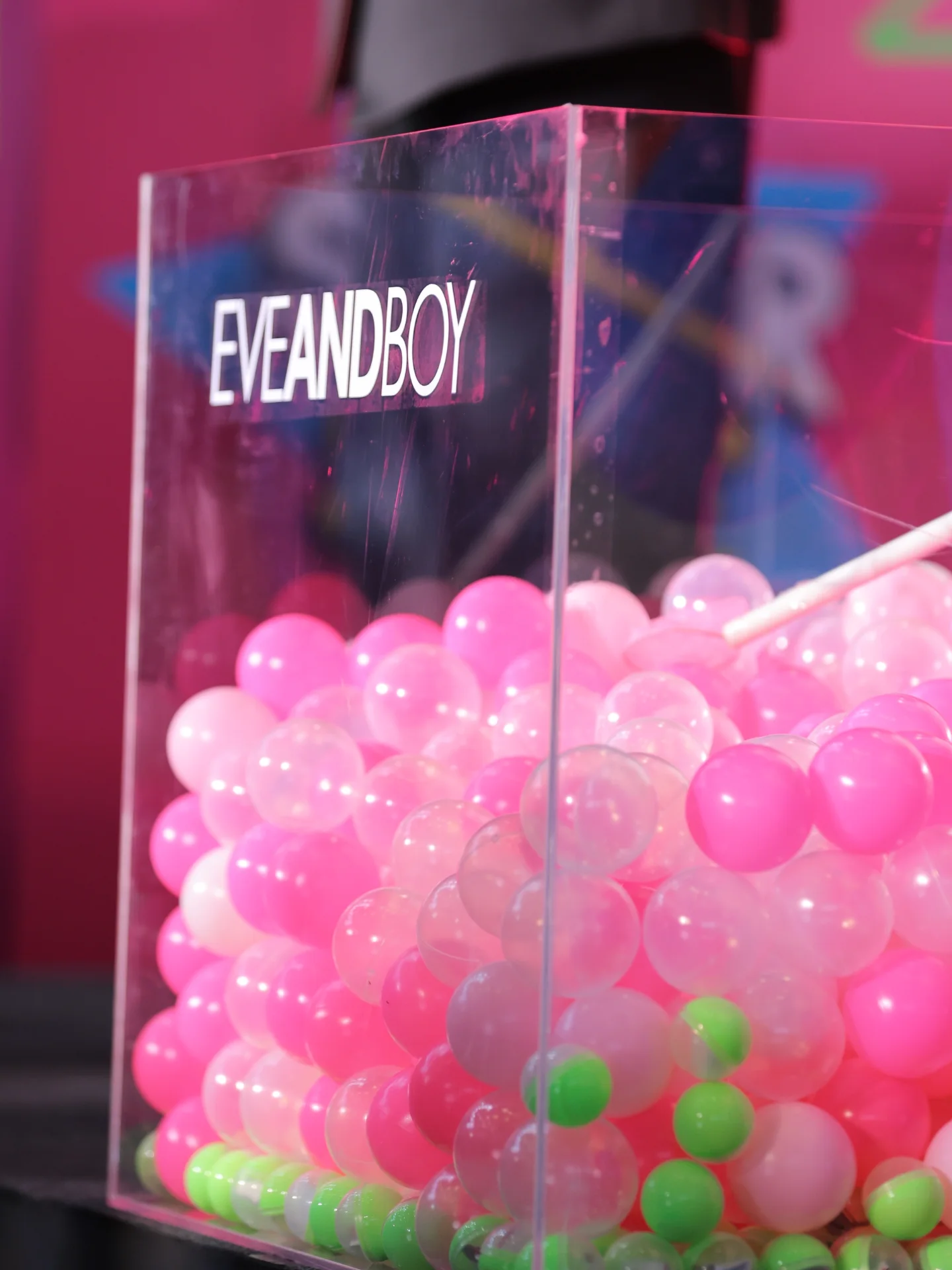 อ๋อง - เขมรัชต์ สุนทรนนท์