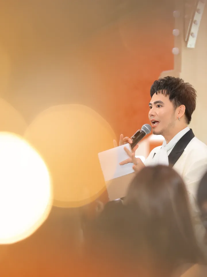 อ๋อง - เขมรัชต์ สุนทรนนท์