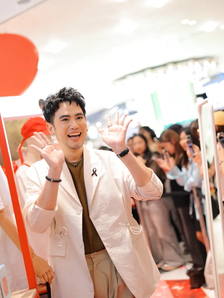 อ๋อง - เขมรัชต์ สุนทรนนท์