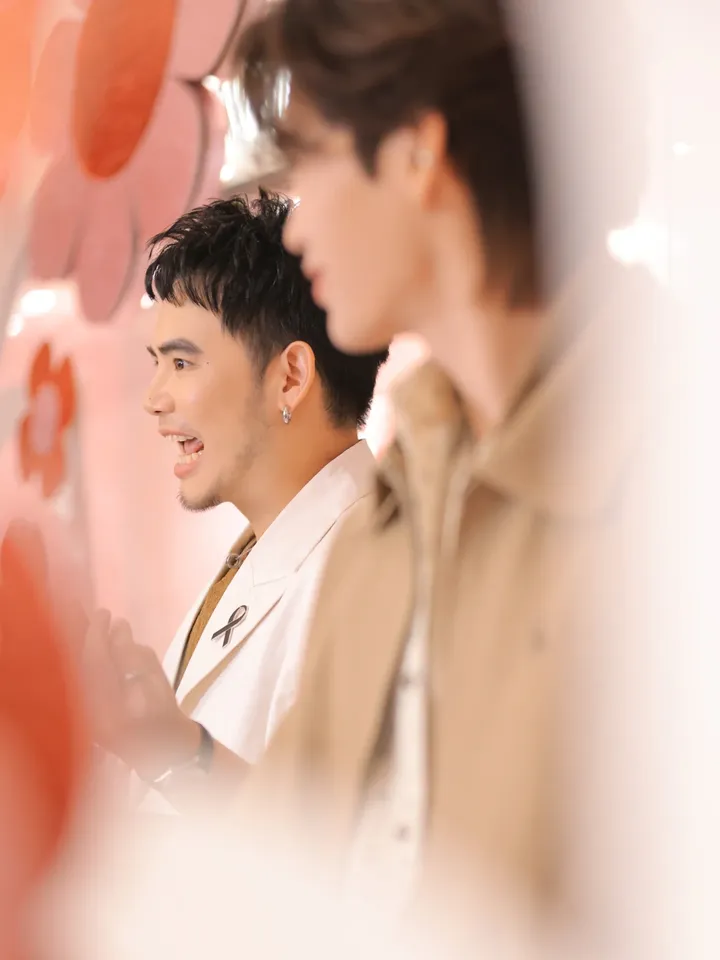 อ๋อง - เขมรัชต์ สุนทรนนท์