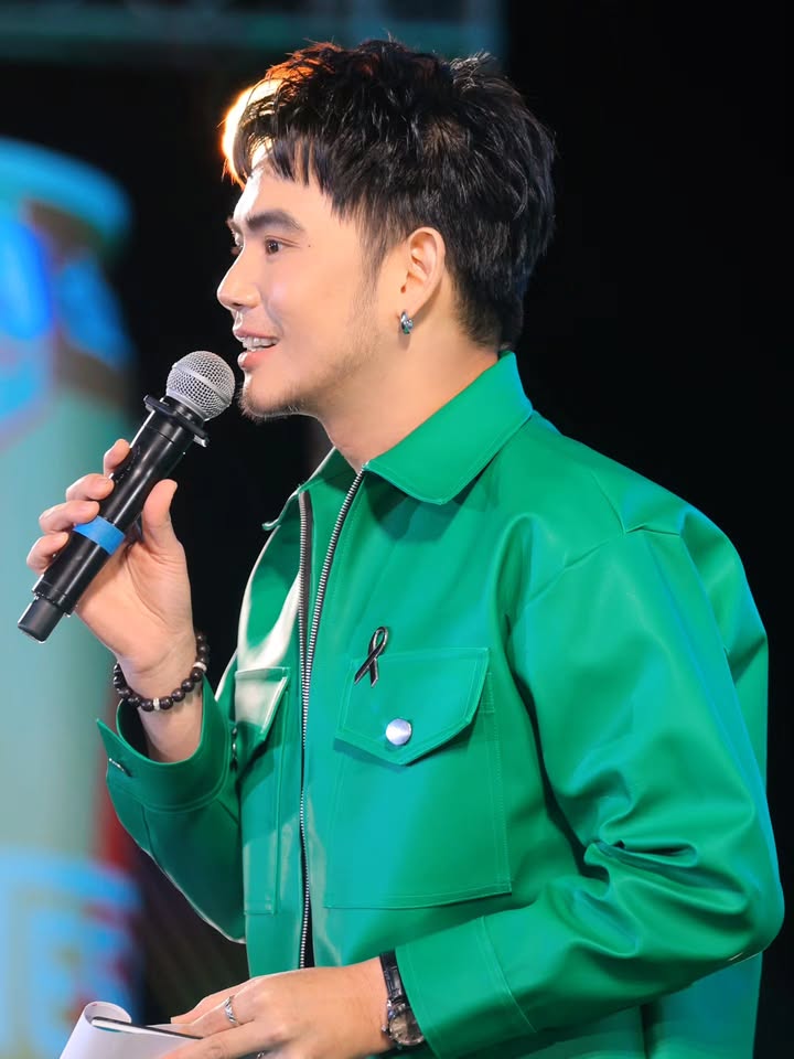 อ๋อง - เขมรัชต์ สุนทรนนท์