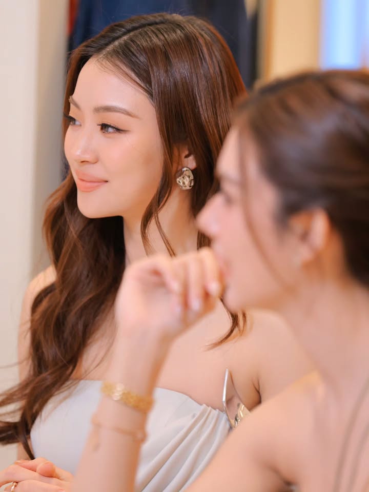 อ๋อง - เขมรัชต์ สุนทรนนท์