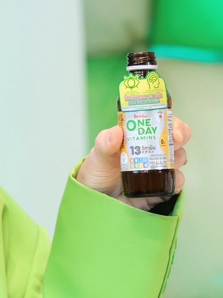 อ๋อง - เขมรัชต์ สุนทรนนท์