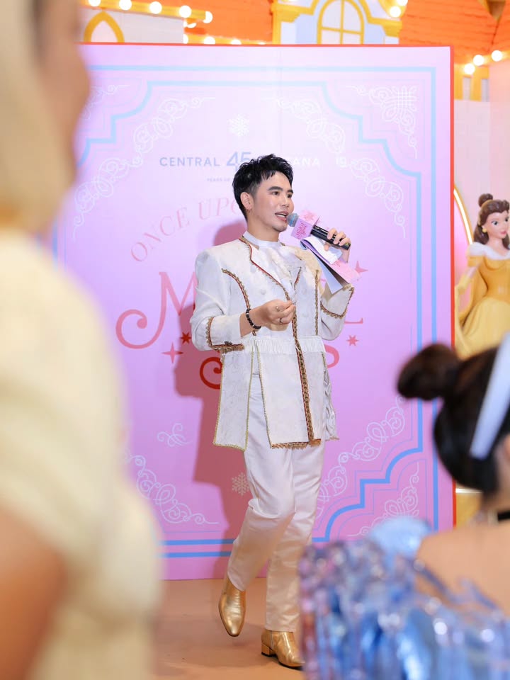 อ๋อง - เขมรัชต์ สุนทรนนท์