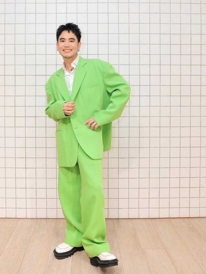 อ๋อง - เขมรัชต์ สุนทรนนท์