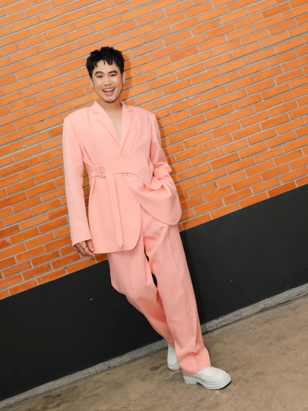 อ๋อง - เขมรัชต์ สุนทรนนท์