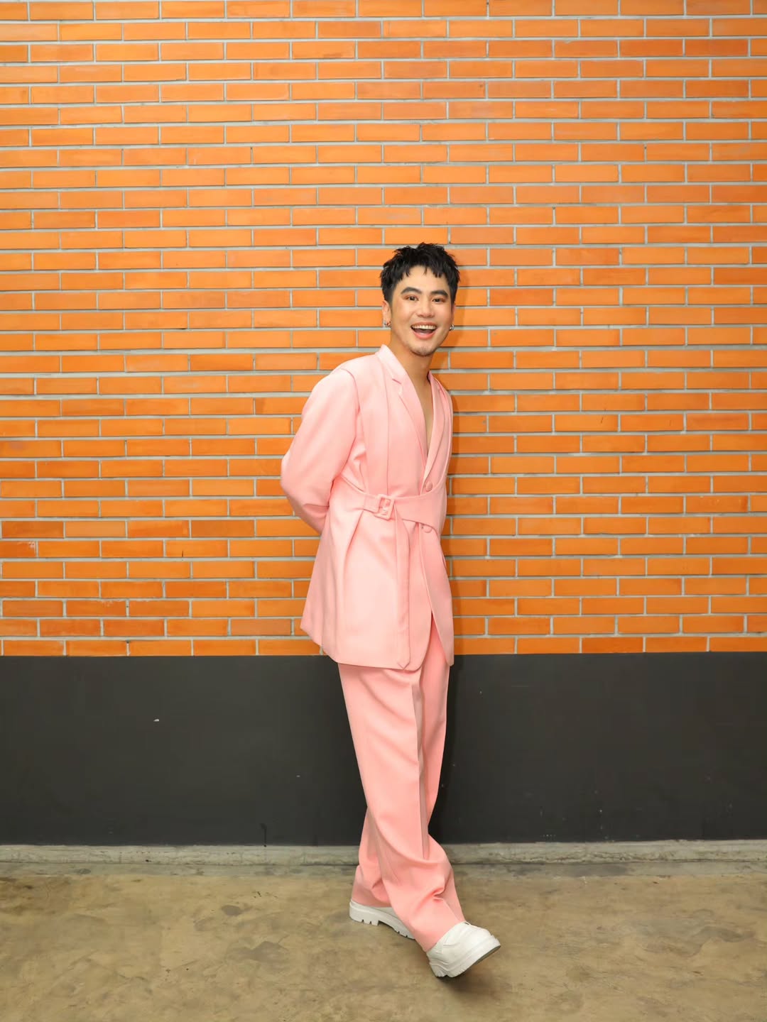 อ๋อง - เขมรัชต์ สุนทรนนท์