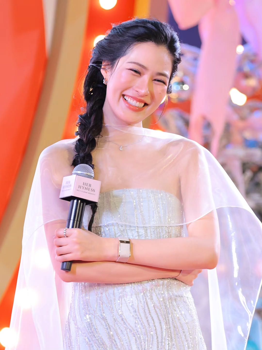 อ๋อง - เขมรัชต์ สุนทรนนท์