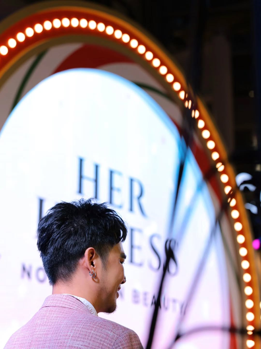 อ๋อง - เขมรัชต์ สุนทรนนท์