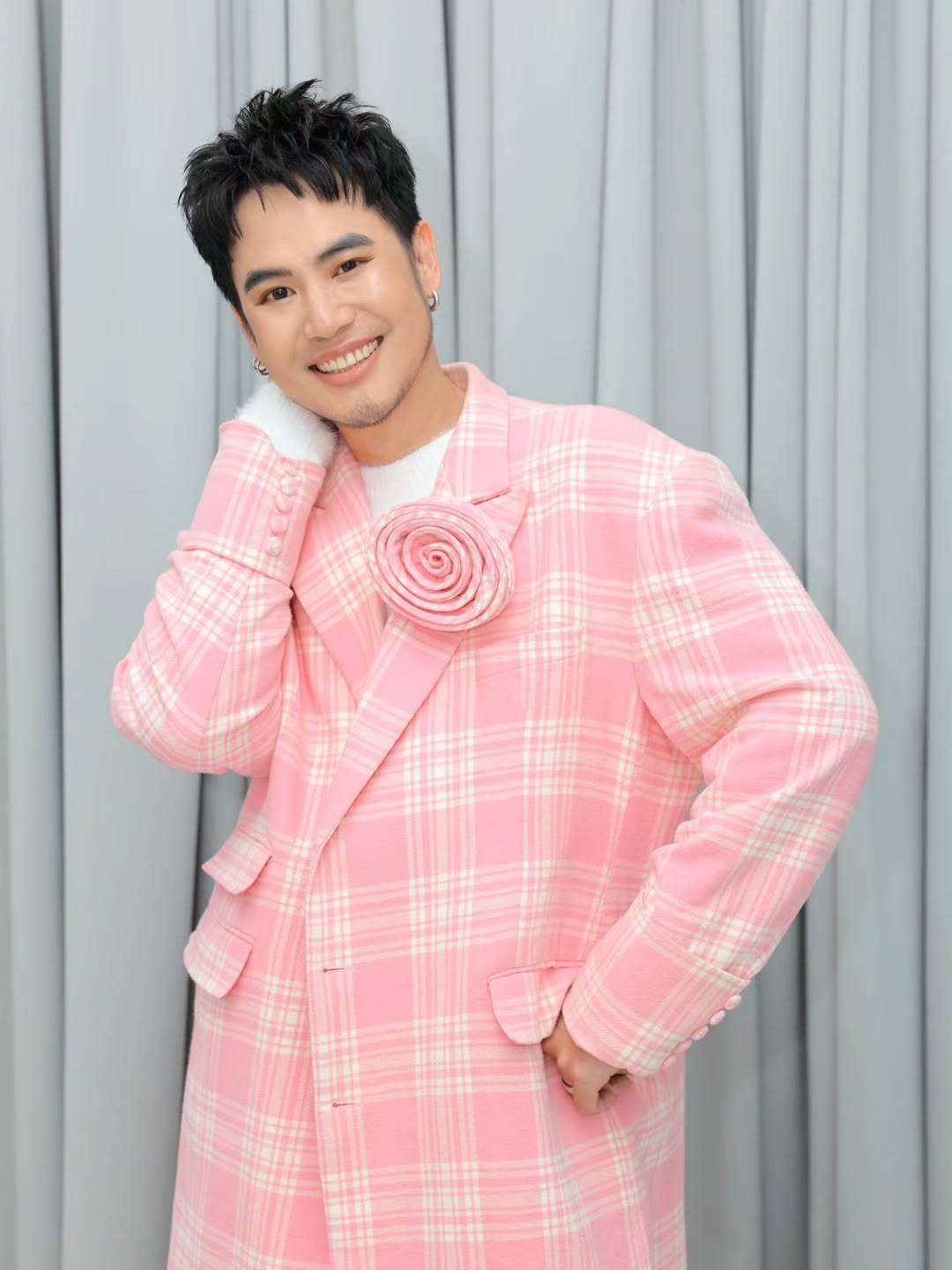 อ๋อง - เขมรัชต์ สุนทรนนท์