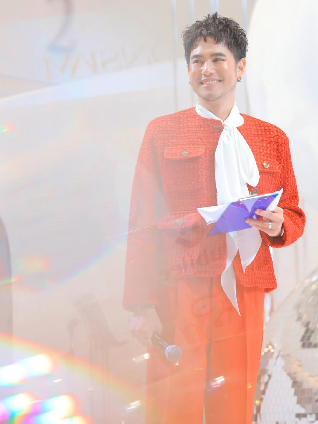 อ๋อง - เขมรัชต์ สุนทรนนท์