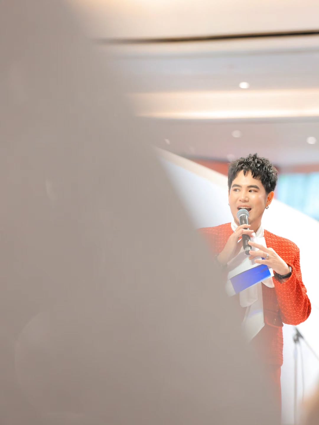 อ๋อง - เขมรัชต์ สุนทรนนท์