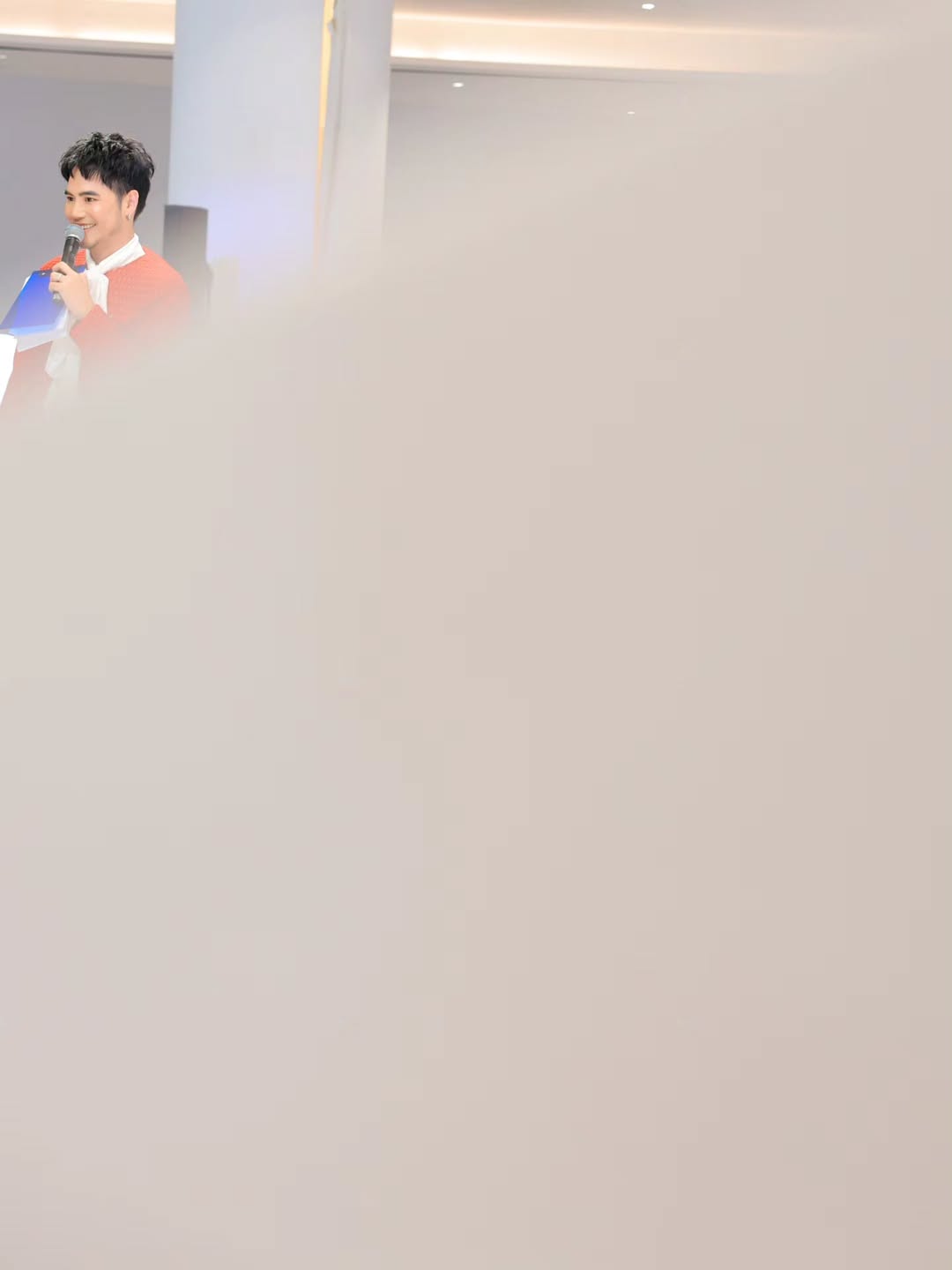 อ๋อง - เขมรัชต์ สุนทรนนท์