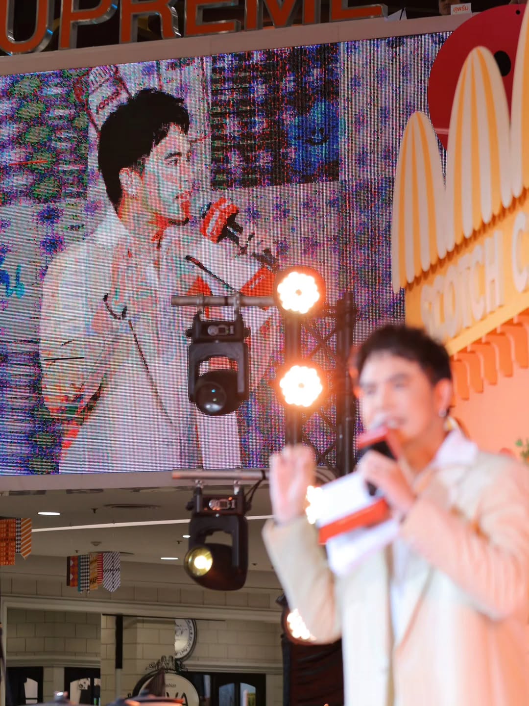 อ๋อง - เขมรัชต์ สุนทรนนท์