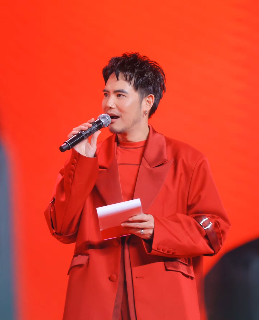 อ๋อง - เขมรัชต์ สุนทรนนท์