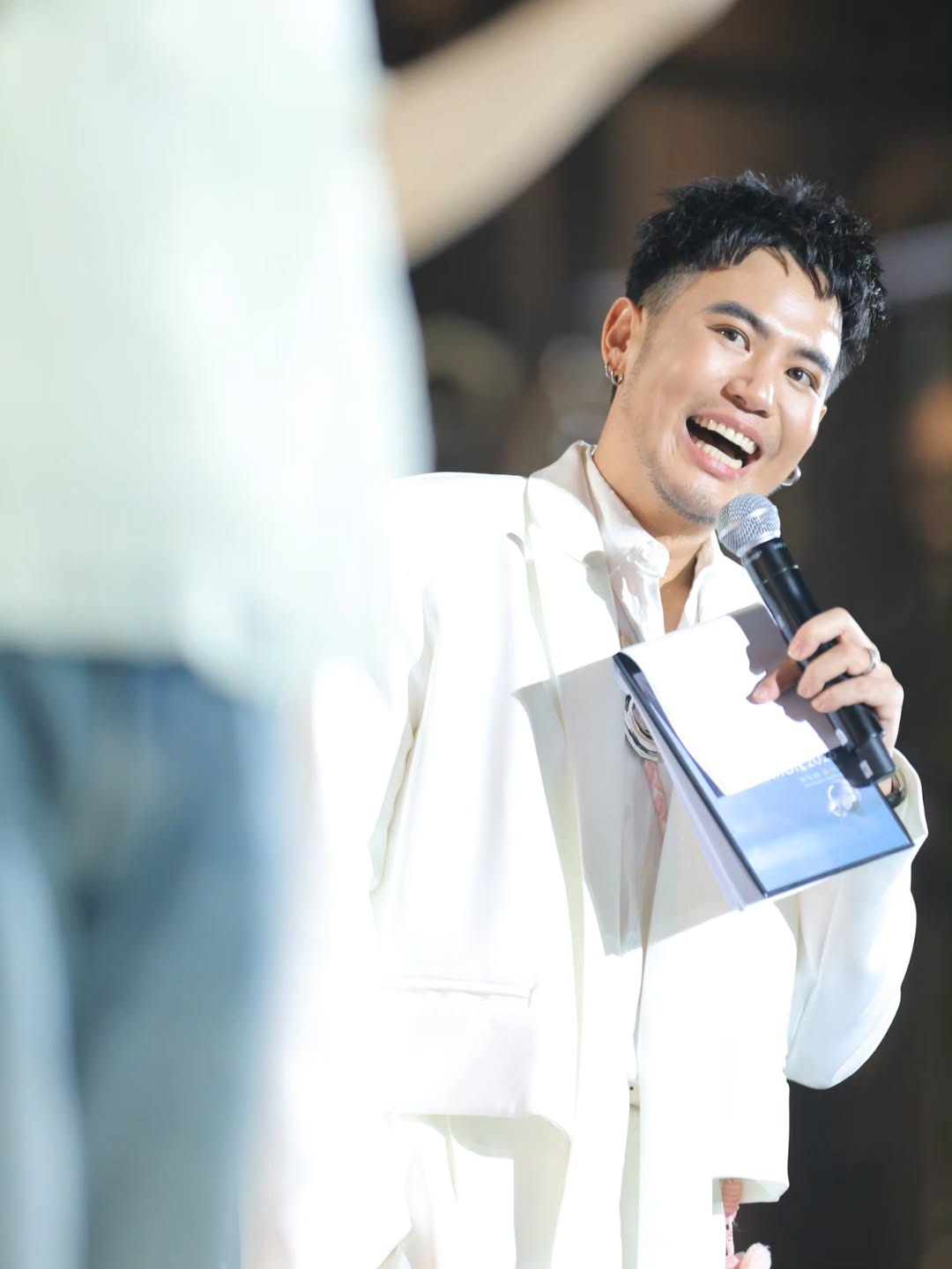 อ๋อง - เขมรัชต์ สุนทรนนท์