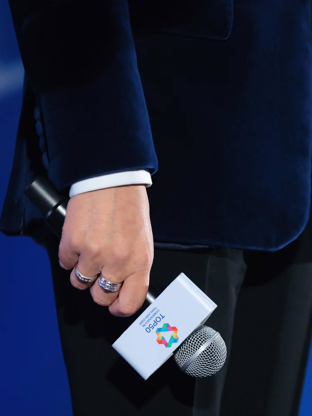 อ๋อง - เขมรัชต์ สุนทรนนท์