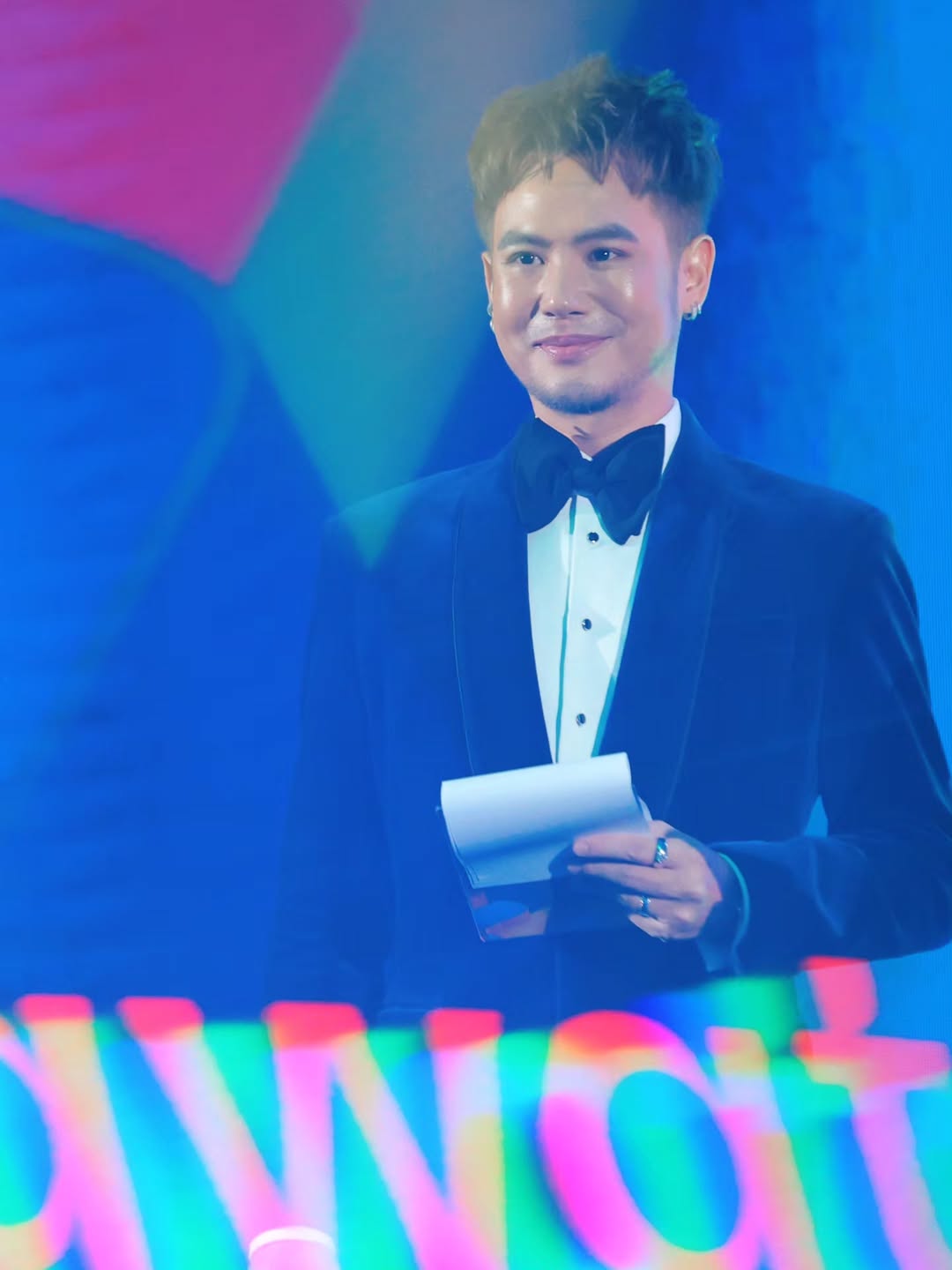 อ๋อง - เขมรัชต์ สุนทรนนท์