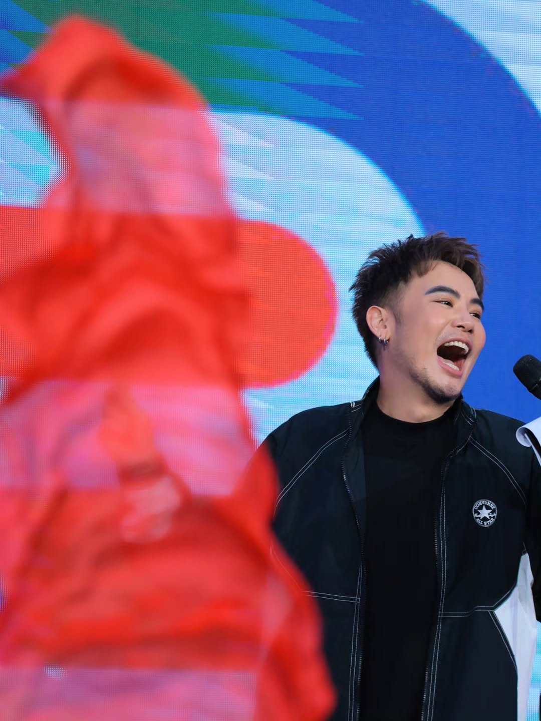 อ๋อง - เขมรัชต์ สุนทรนนท์