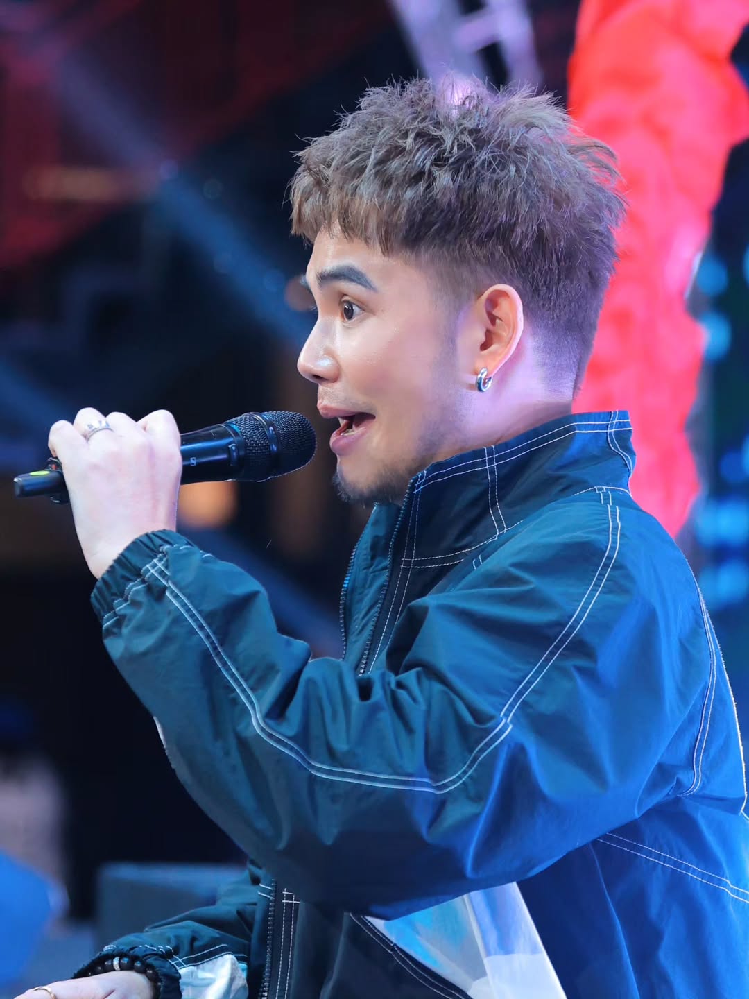 อ๋อง - เขมรัชต์ สุนทรนนท์