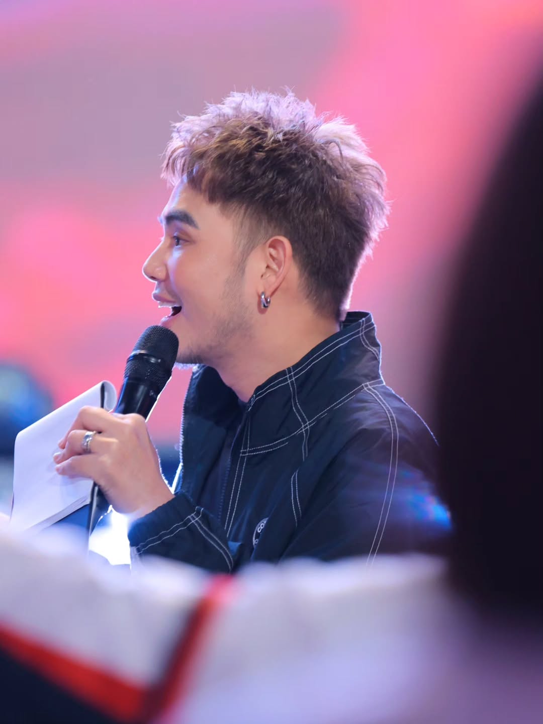 อ๋อง - เขมรัชต์ สุนทรนนท์