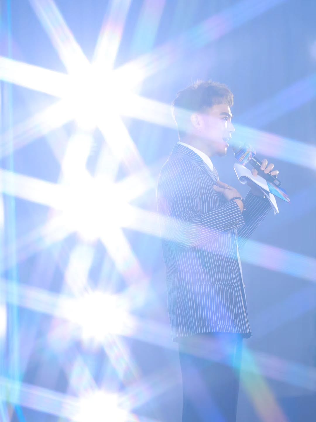 อ๋อง - เขมรัชต์ สุนทรนนท์