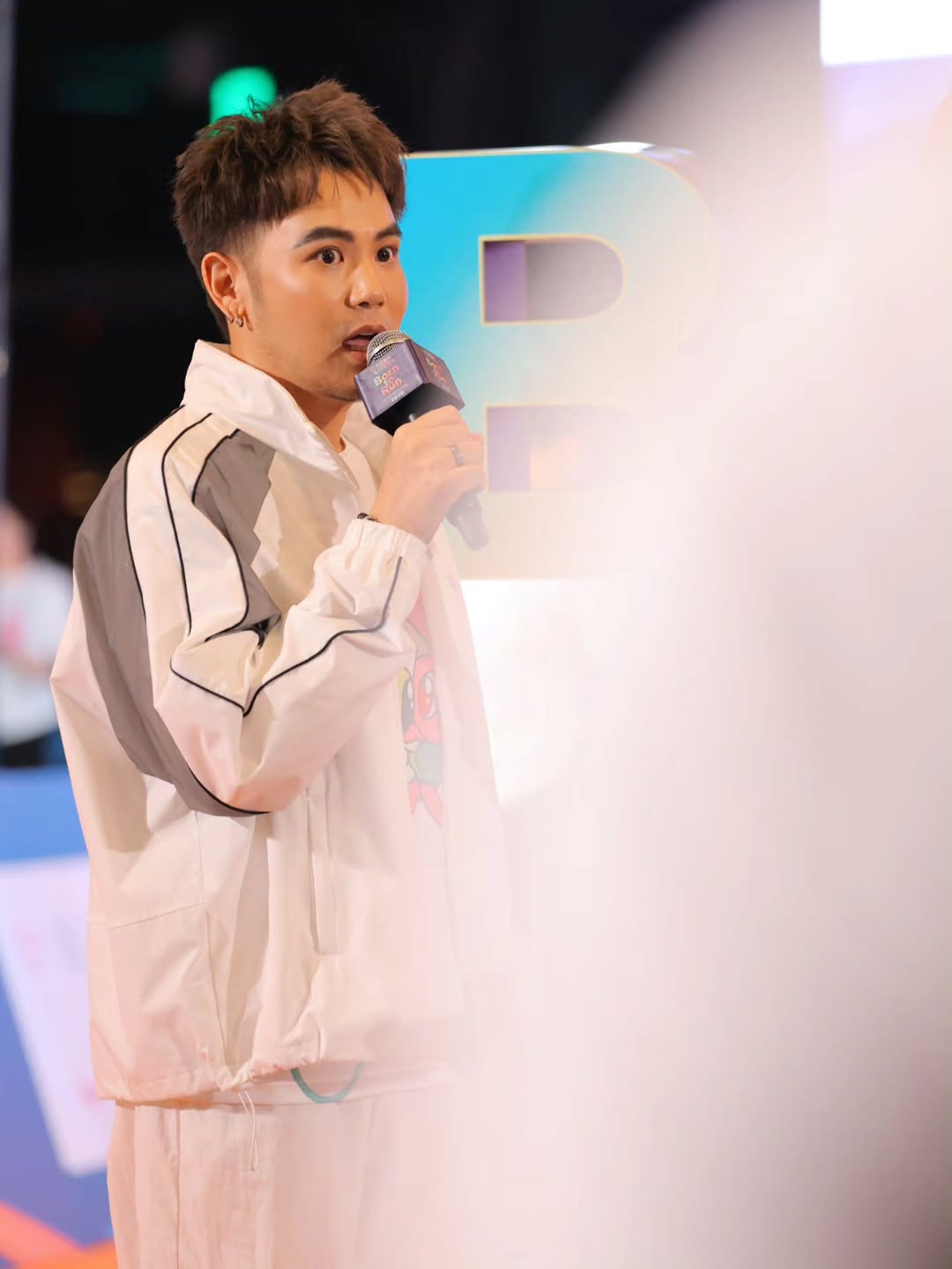 อ๋อง - เขมรัชต์ สุนทรนนท์