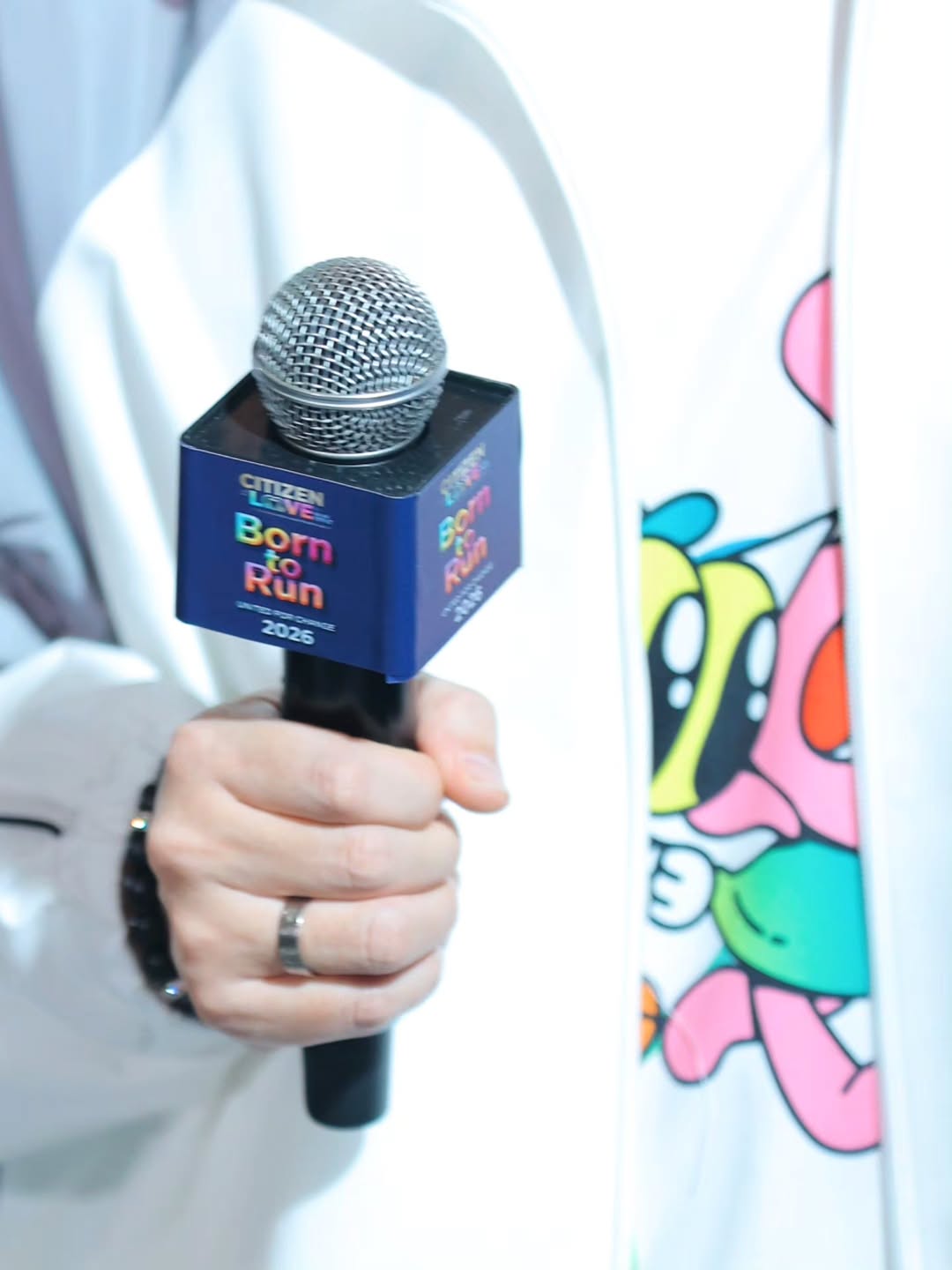 อ๋อง - เขมรัชต์ สุนทรนนท์