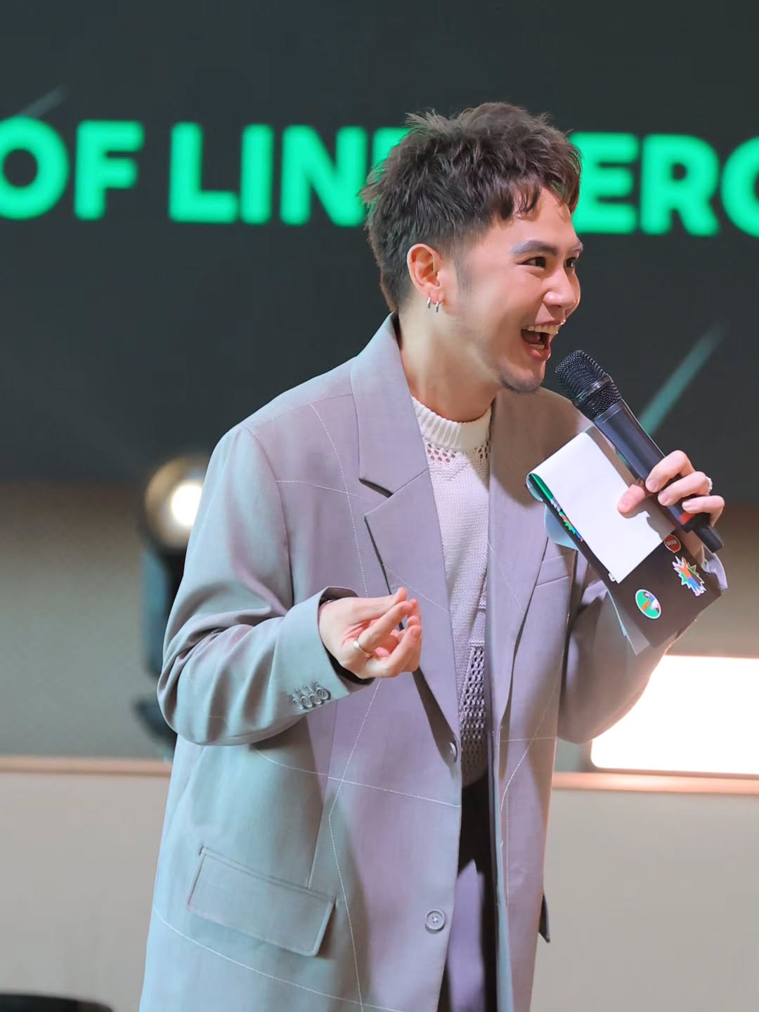 อ๋อง - เขมรัชต์ สุนทรนนท์