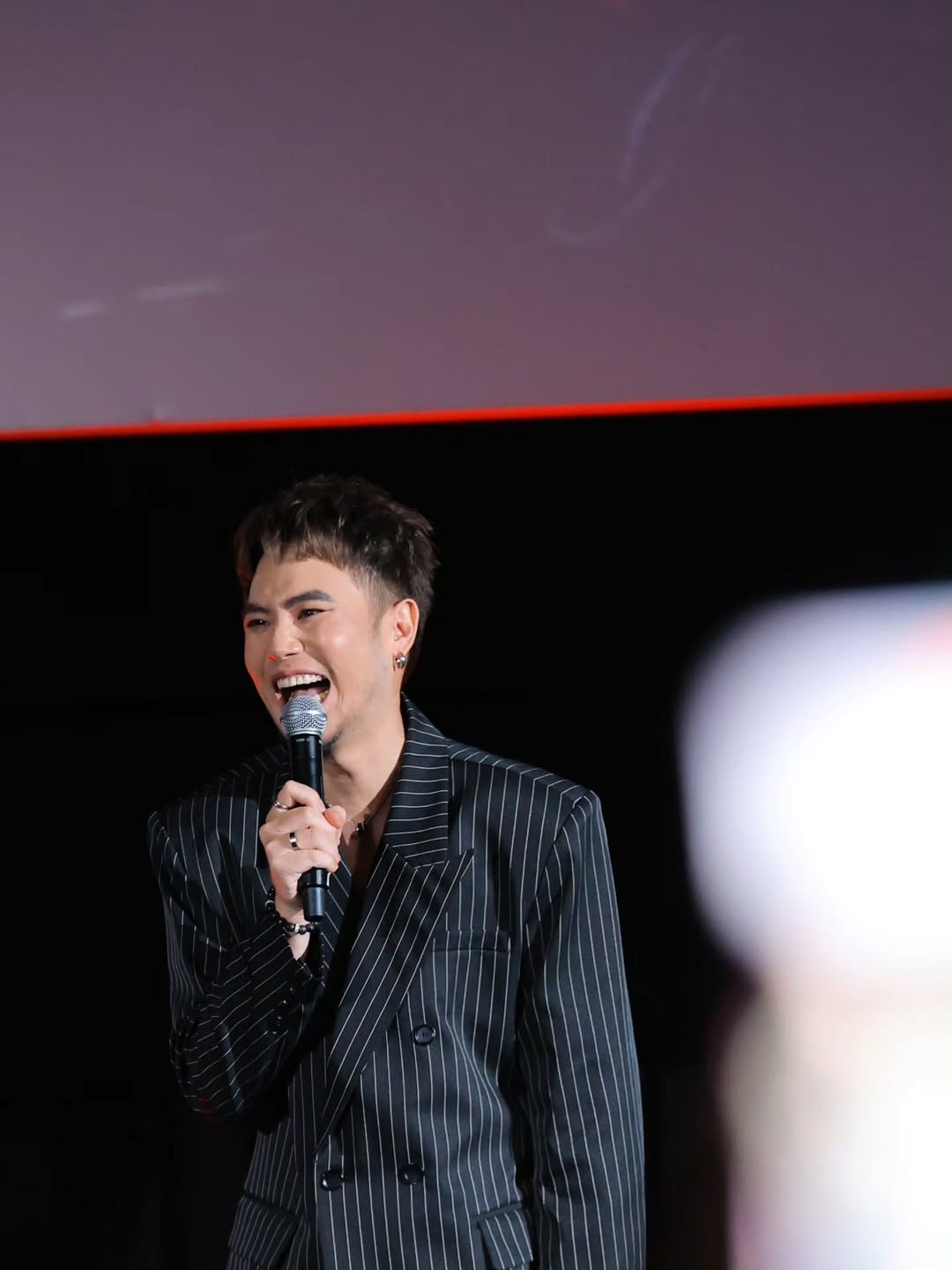 อ๋อง - เขมรัชต์ สุนทรนนท์