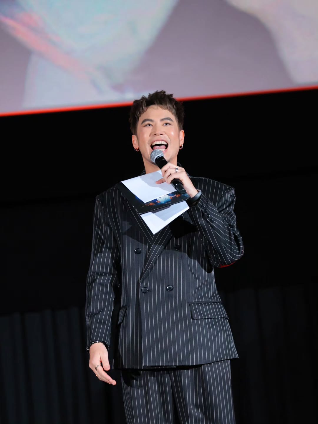 อ๋อง - เขมรัชต์ สุนทรนนท์