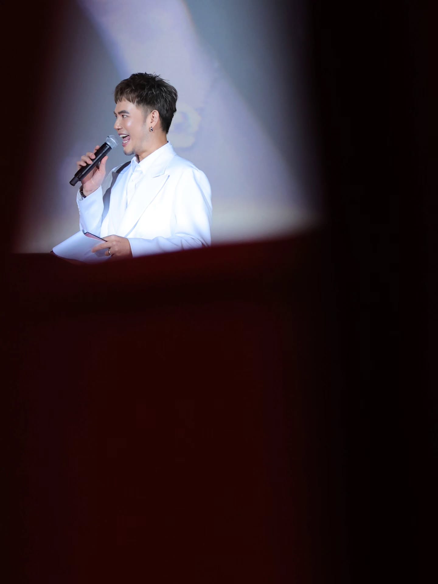 อ๋อง - เขมรัชต์ สุนทรนนท์