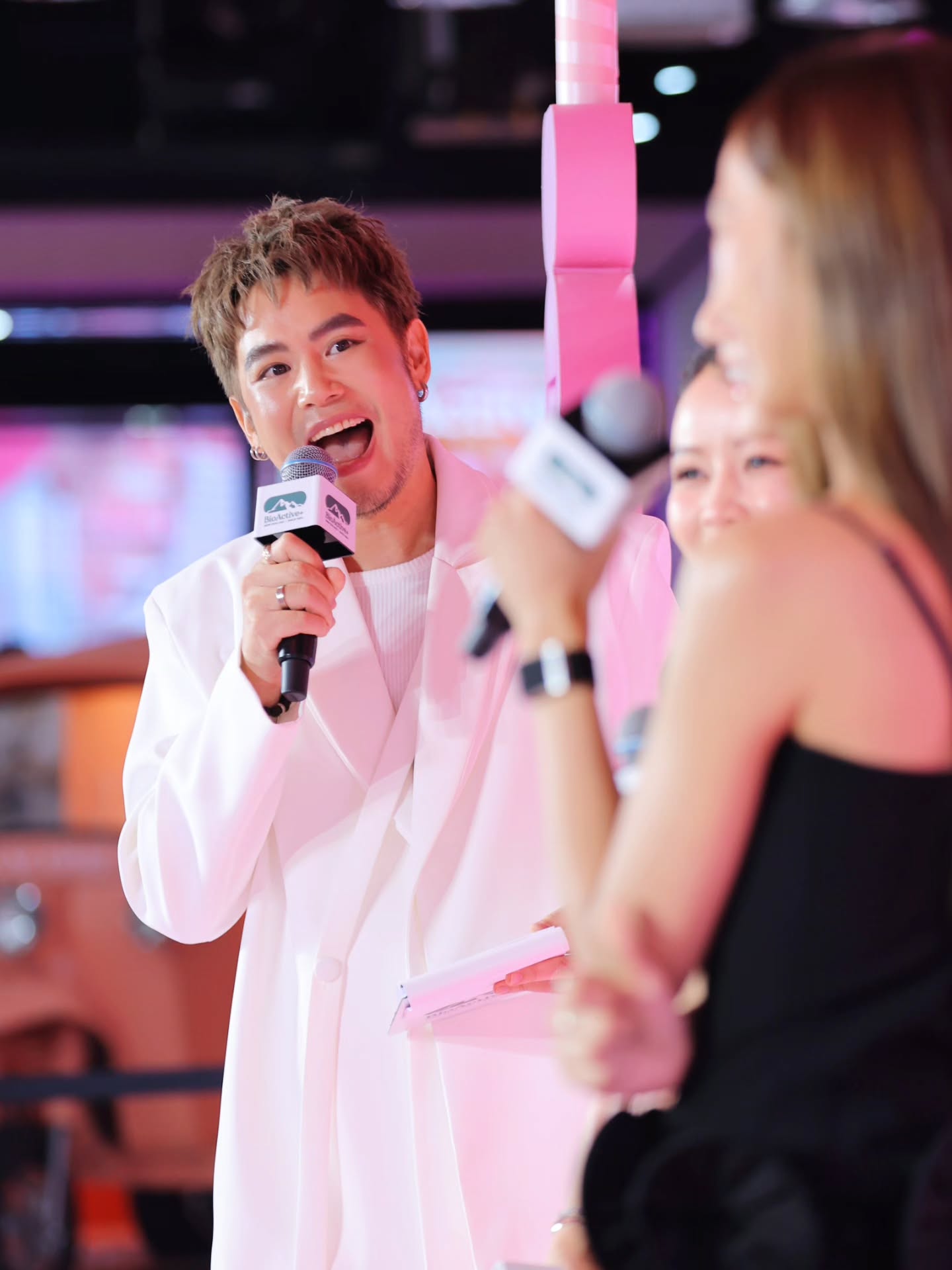 อ๋อง - เขมรัชต์ สุนทรนนท์