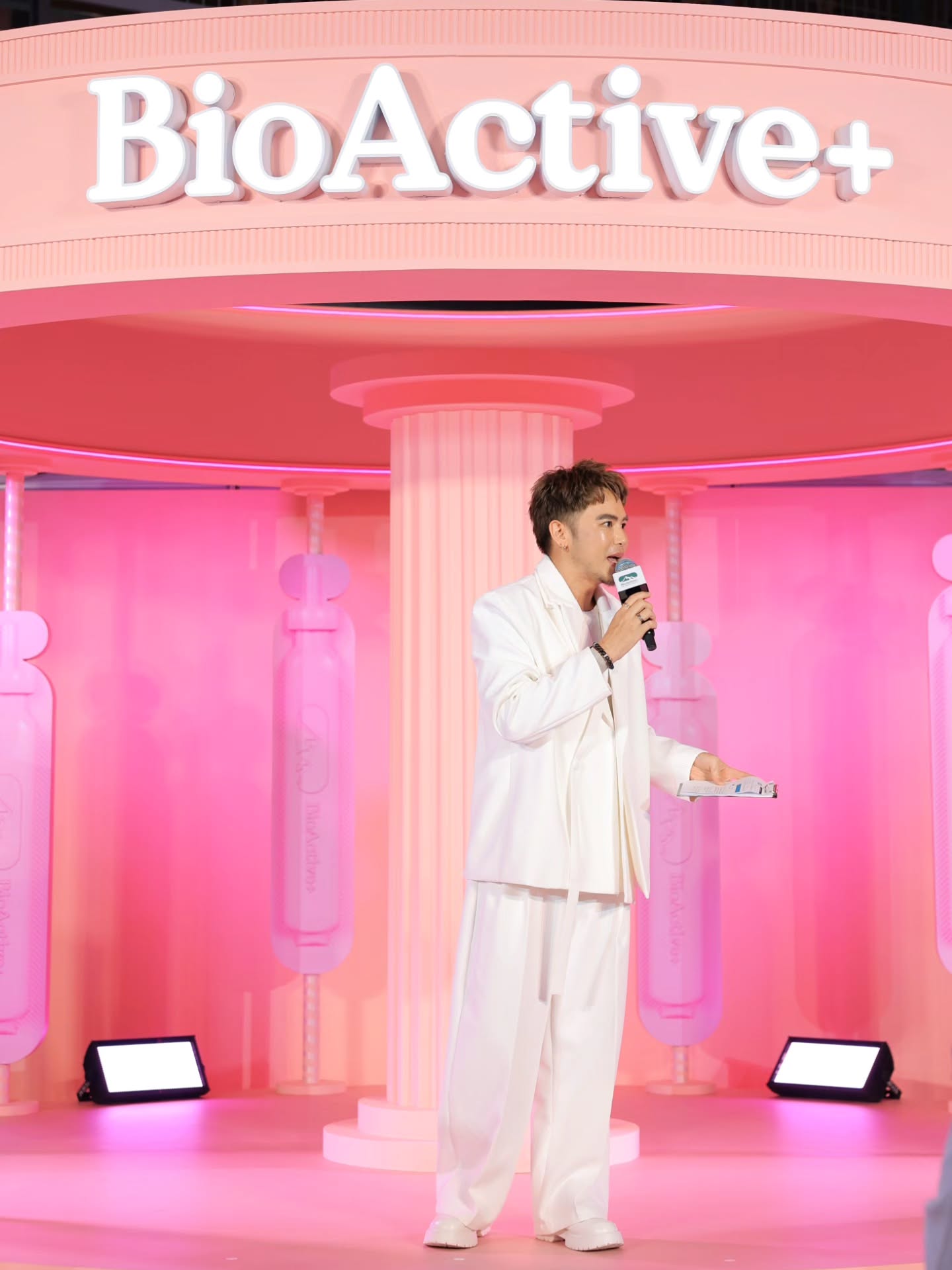 อ๋อง - เขมรัชต์ สุนทรนนท์