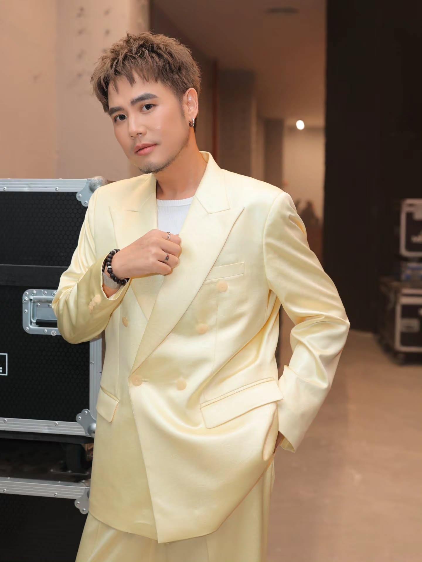 อ๋อง - เขมรัชต์ สุนทรนนท์