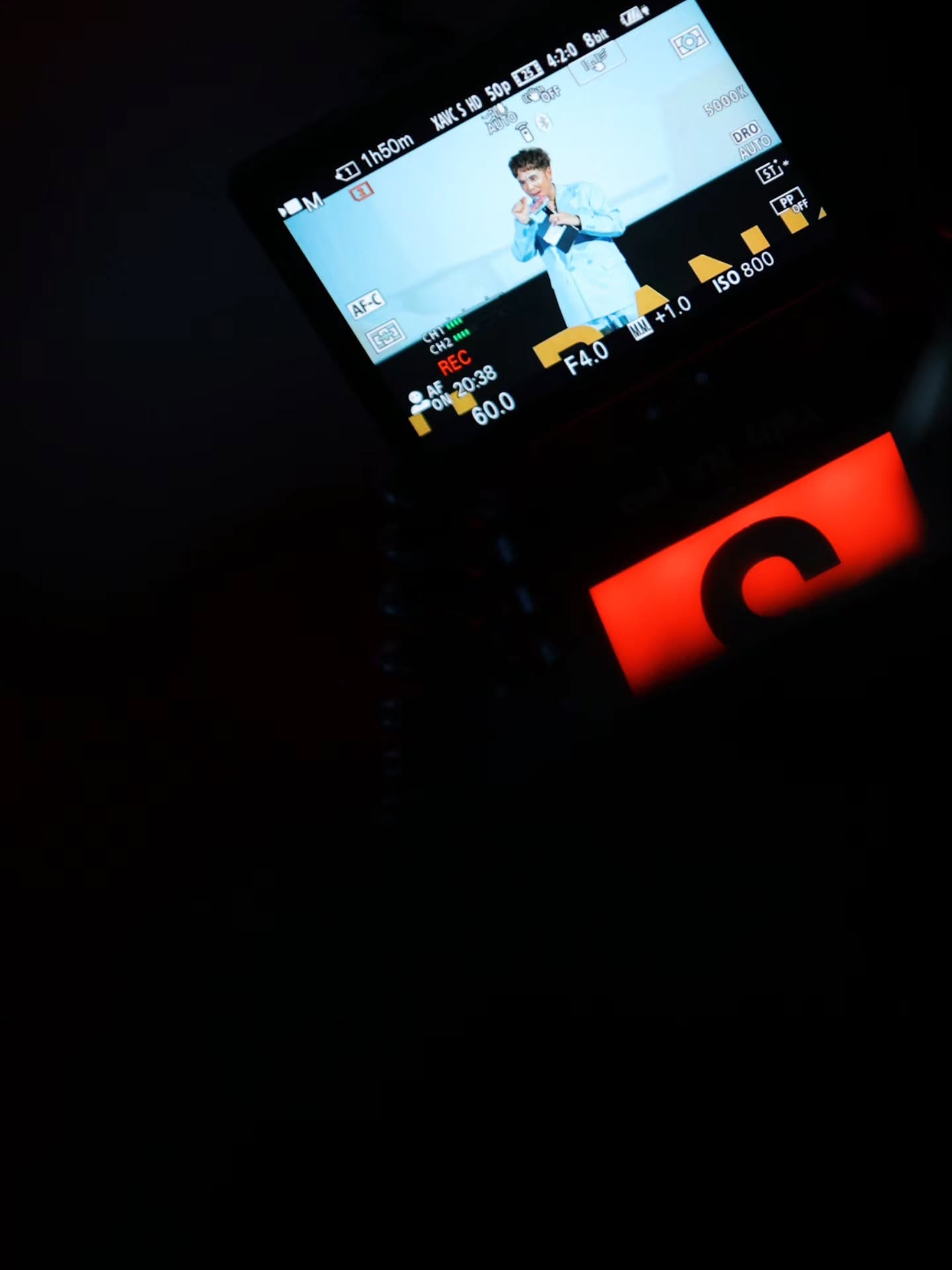 อ๋อง - เขมรัชต์ สุนทรนนท์