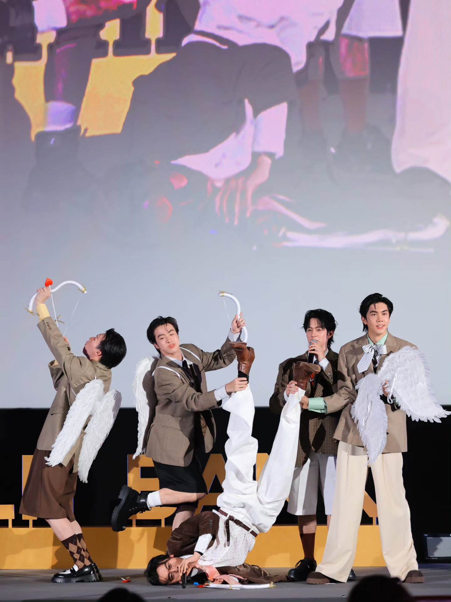 อ๋อง - เขมรัชต์ สุนทรนนท์