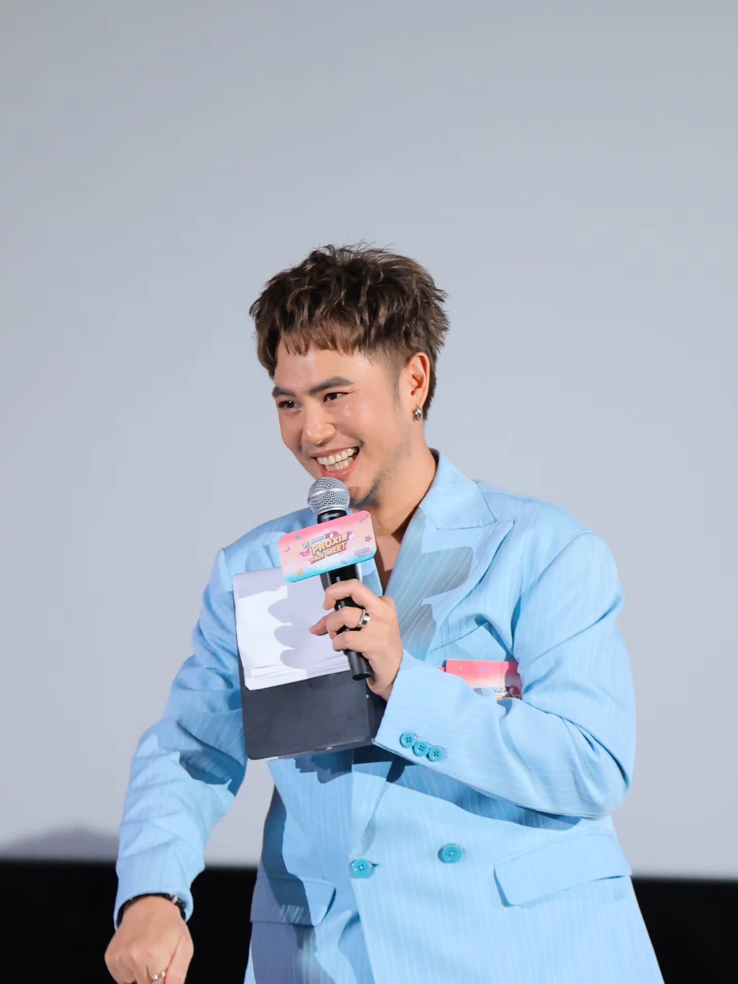 อ๋อง - เขมรัชต์ สุนทรนนท์