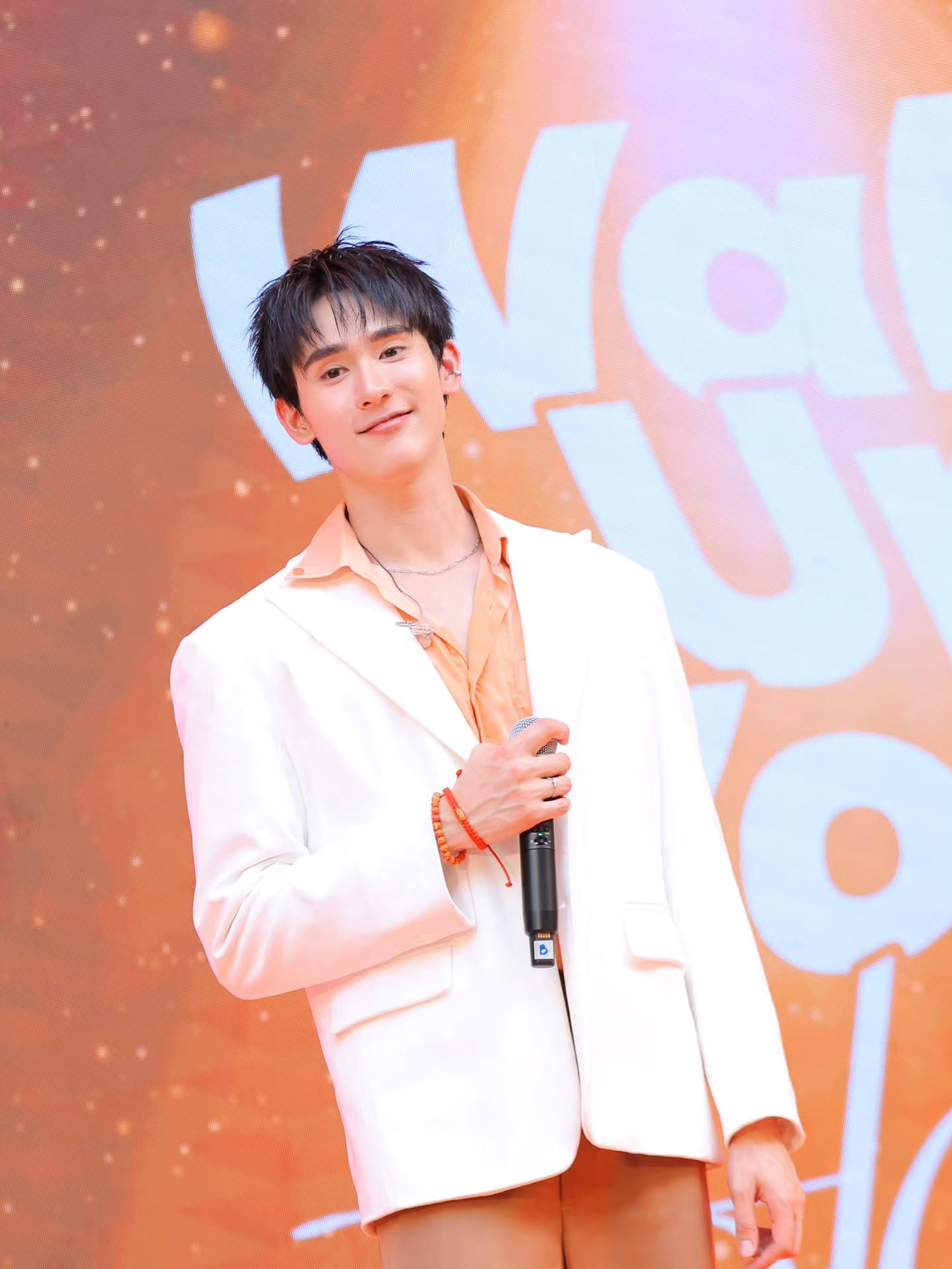 อ๋อง - เขมรัชต์ สุนทรนนท์