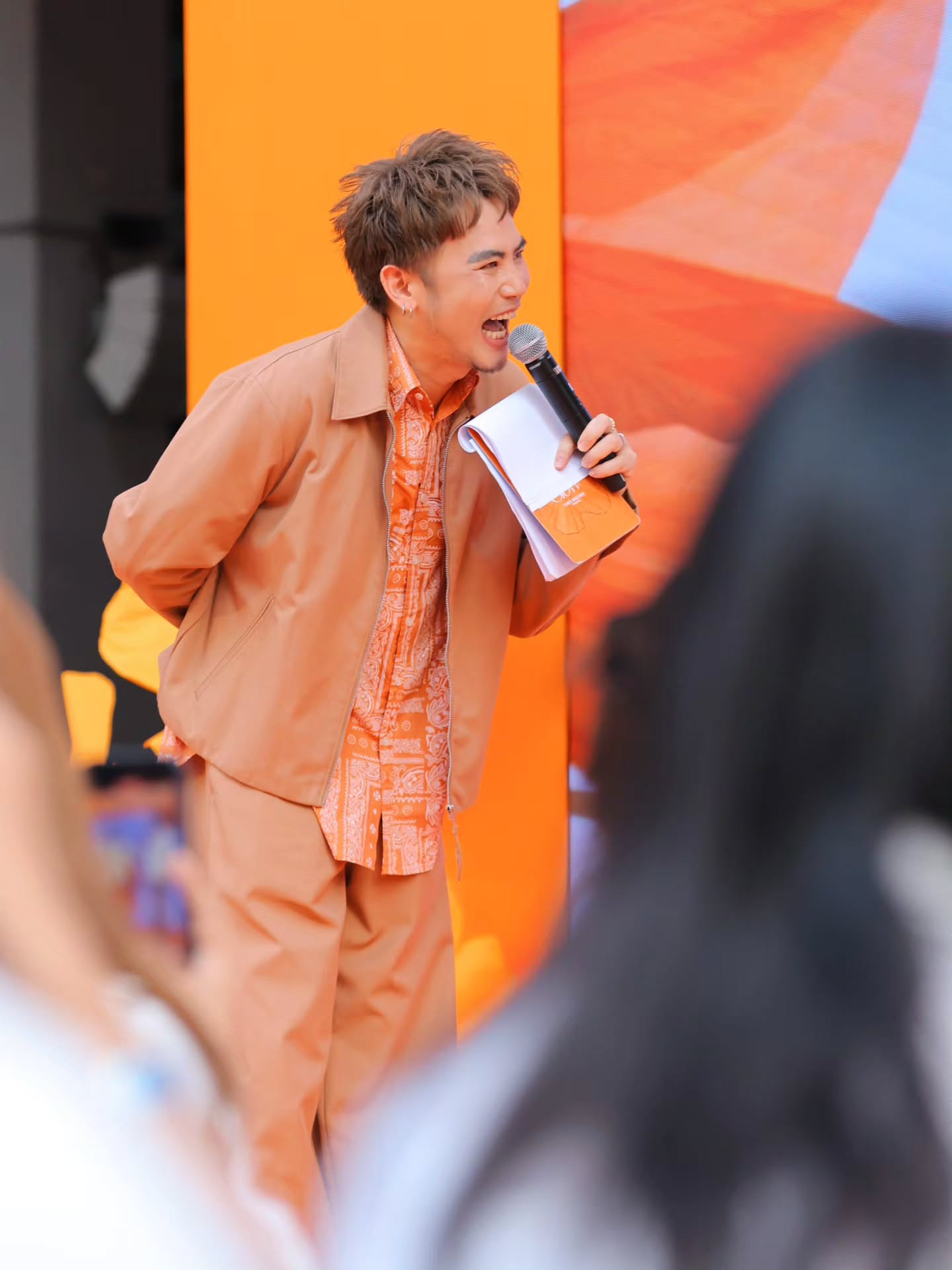 อ๋อง - เขมรัชต์ สุนทรนนท์