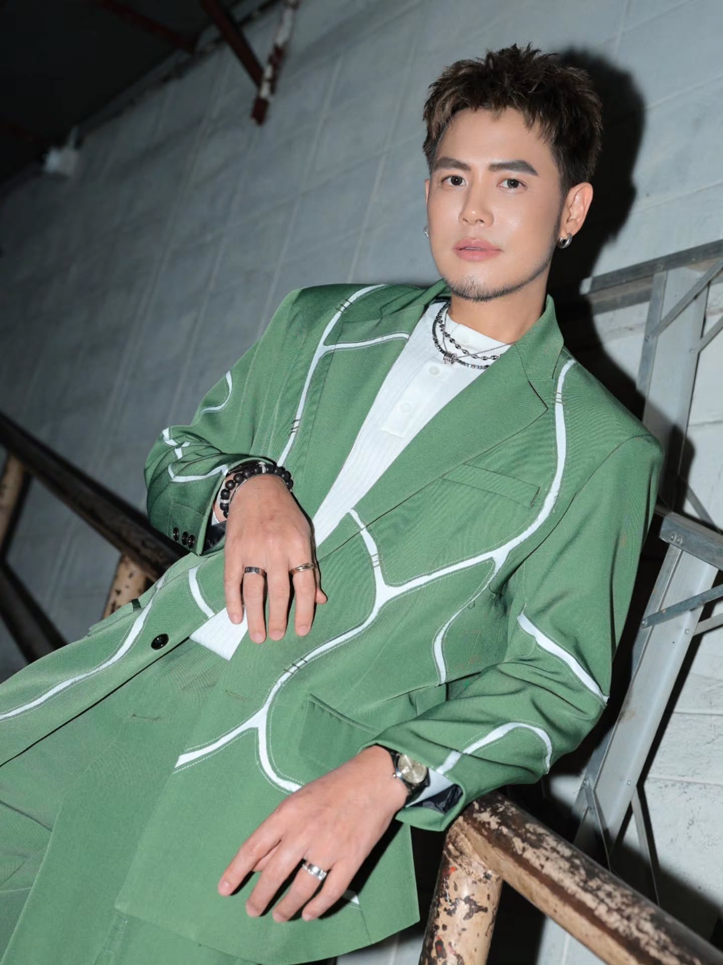 อ๋อง - เขมรัชต์ สุนทรนนท์