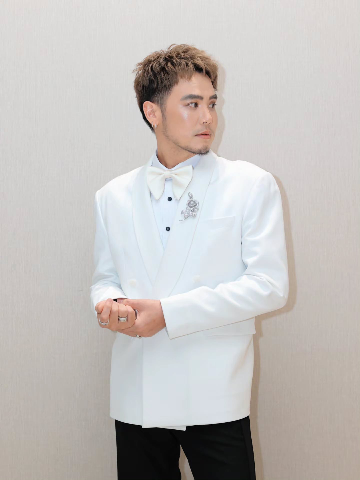 อ๋อง - เขมรัชต์ สุนทรนนท์