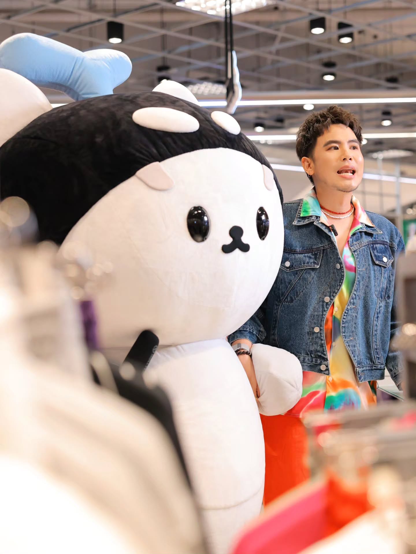 อ๋อง - เขมรัชต์ สุนทรนนท์