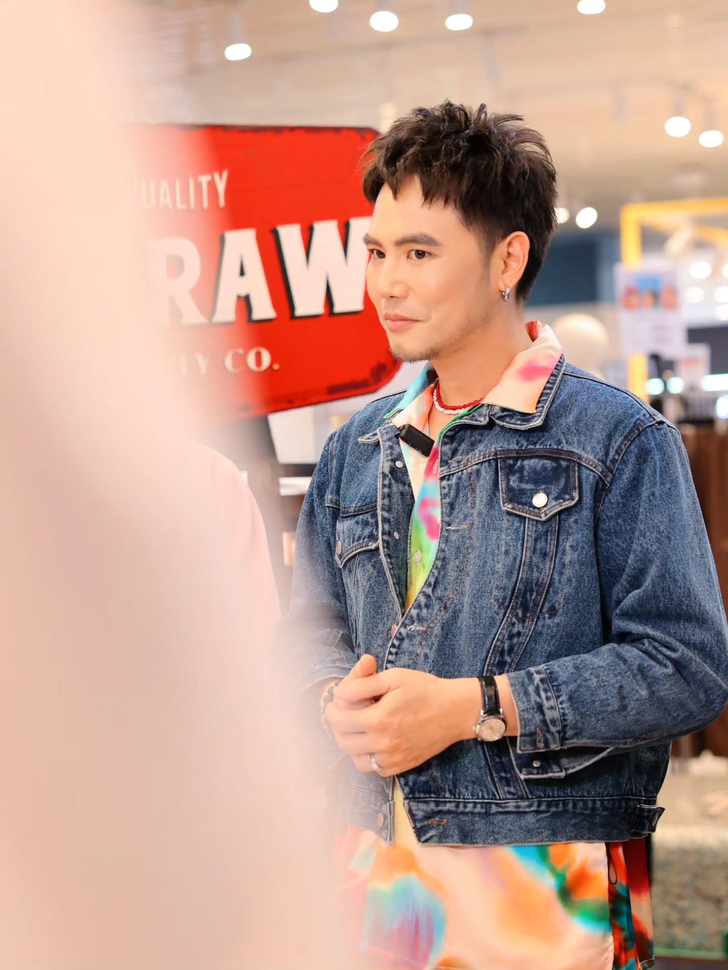 อ๋อง - เขมรัชต์ สุนทรนนท์