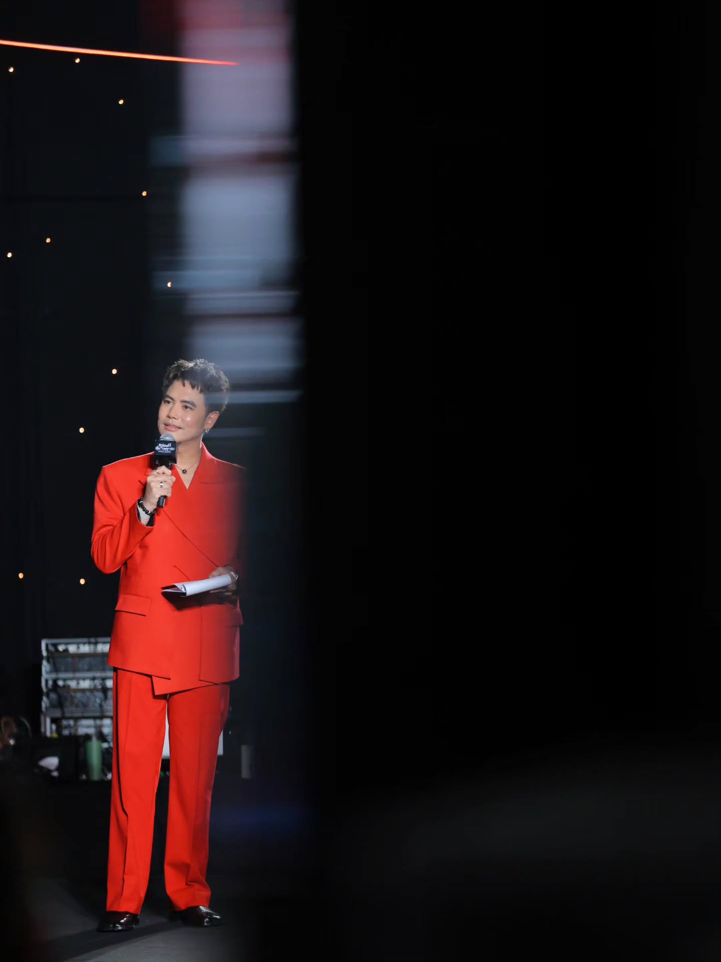 อ๋อง - เขมรัชต์ สุนทรนนท์