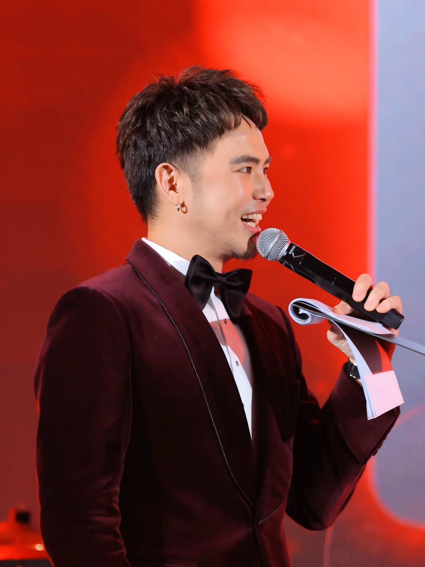 อ๋อง - เขมรัชต์ สุนทรนนท์