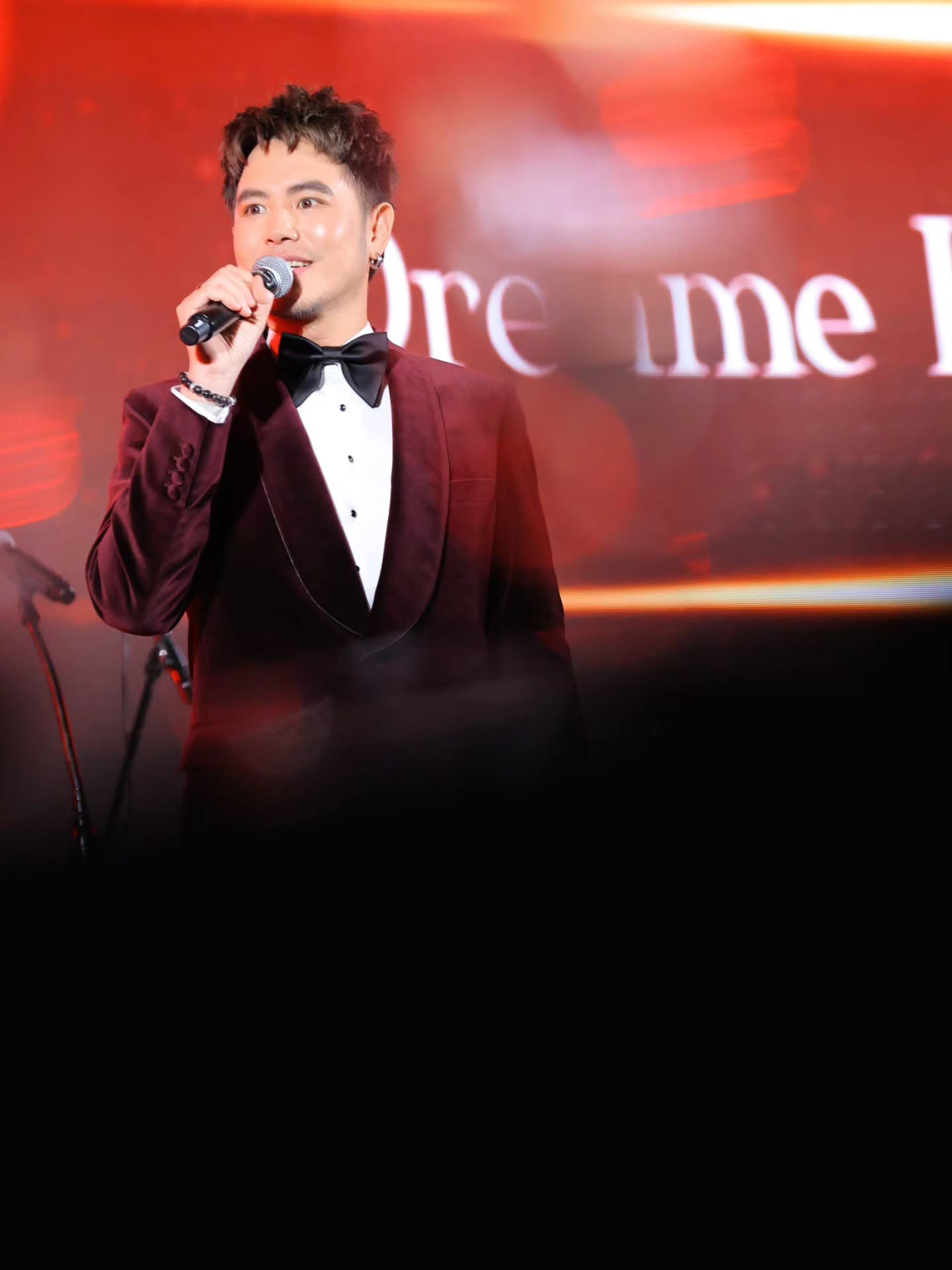 อ๋อง - เขมรัชต์ สุนทรนนท์