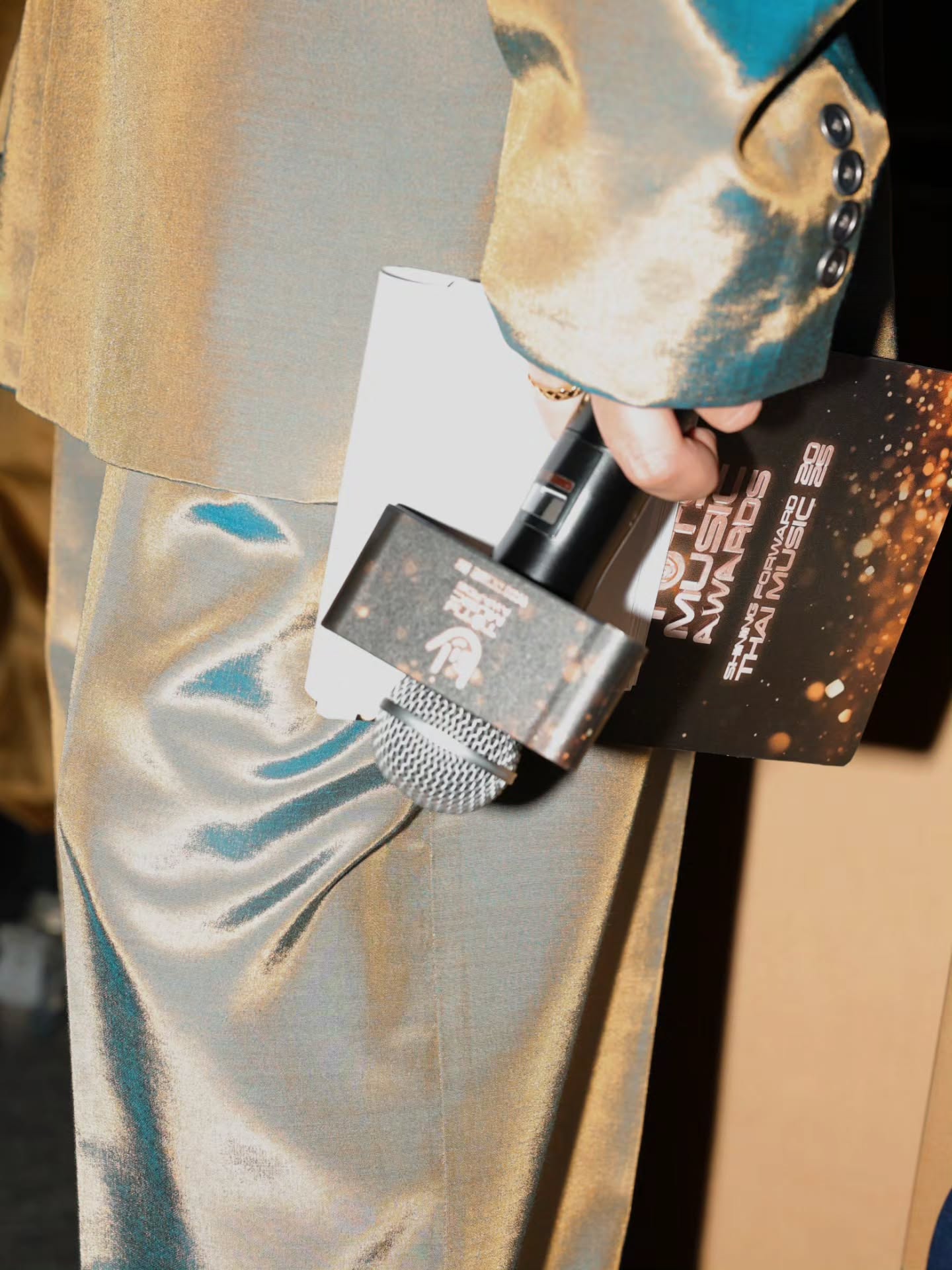 อ๋อง - เขมรัชต์ สุนทรนนท์